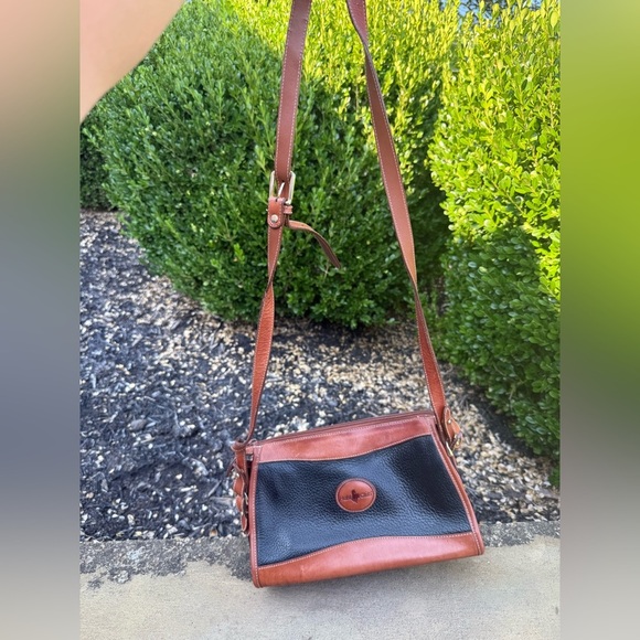 Vintage 90’s Hunt Club leather black & brown crossbody purse - Picture 7 of 8
